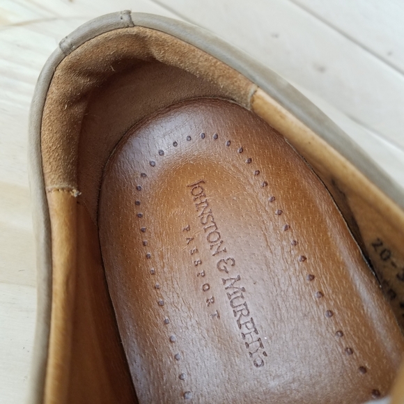 Johnston & Murphy Tan Oxfords - Picture 6 of 12